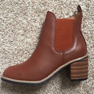 Chelsea boot, worn once